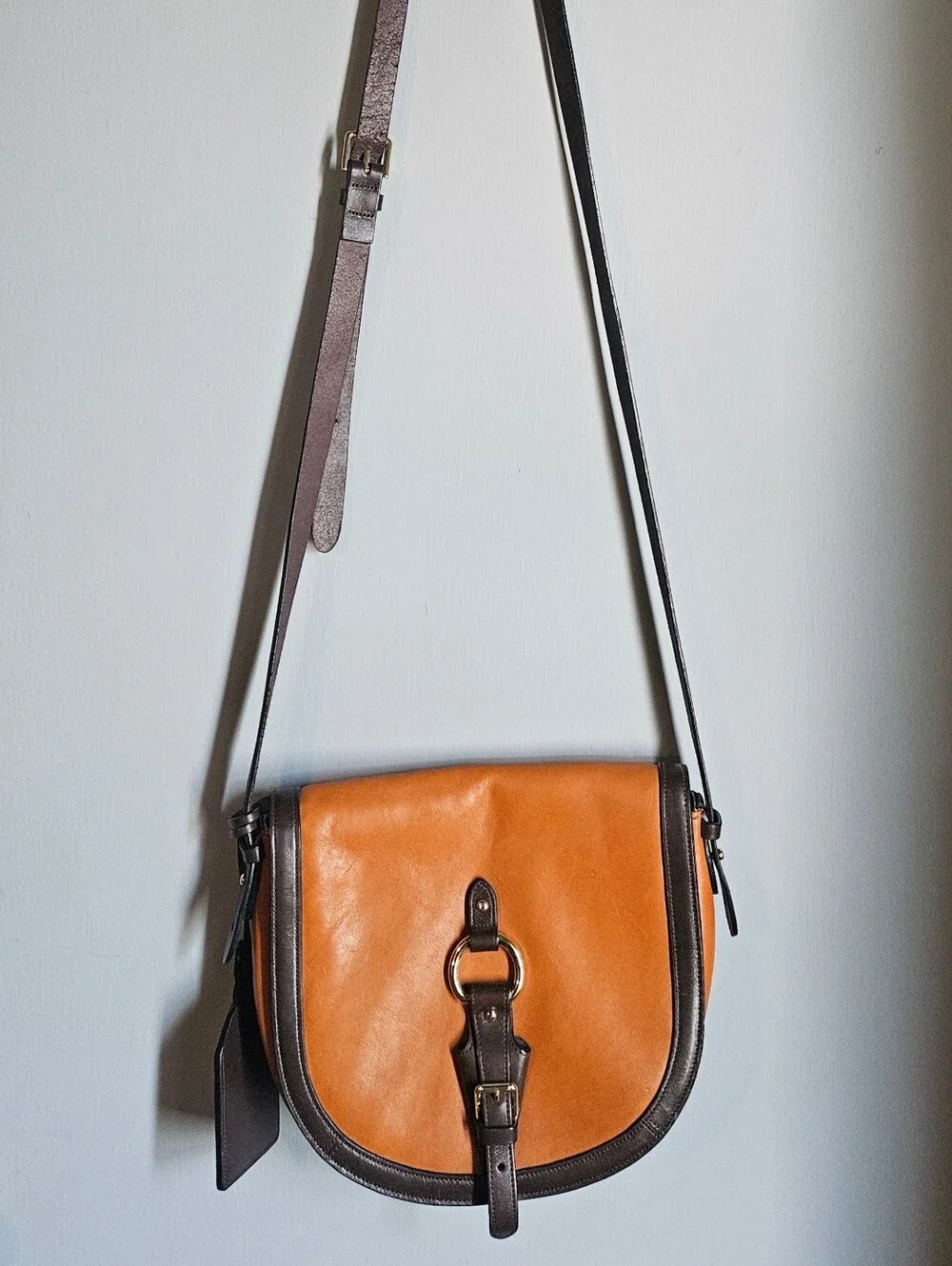 Lauren Ralph Lauren Orange Leather Saddle Bag with Gold Hardware - Picture 2 of 6